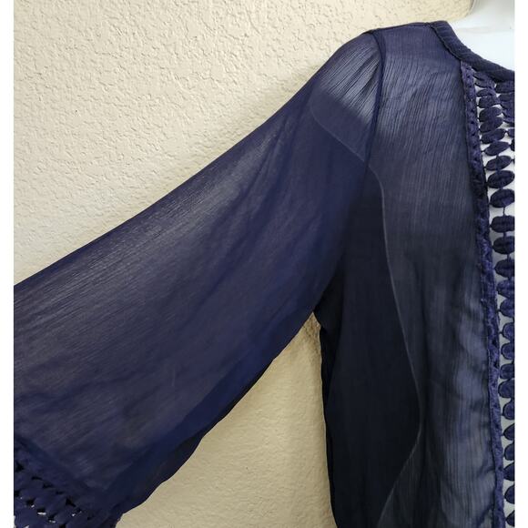 Charming Charlie Blue Sheer Crochet Lace Insert Detail Bodice Top Medium Flowy - Picture 3 of 6